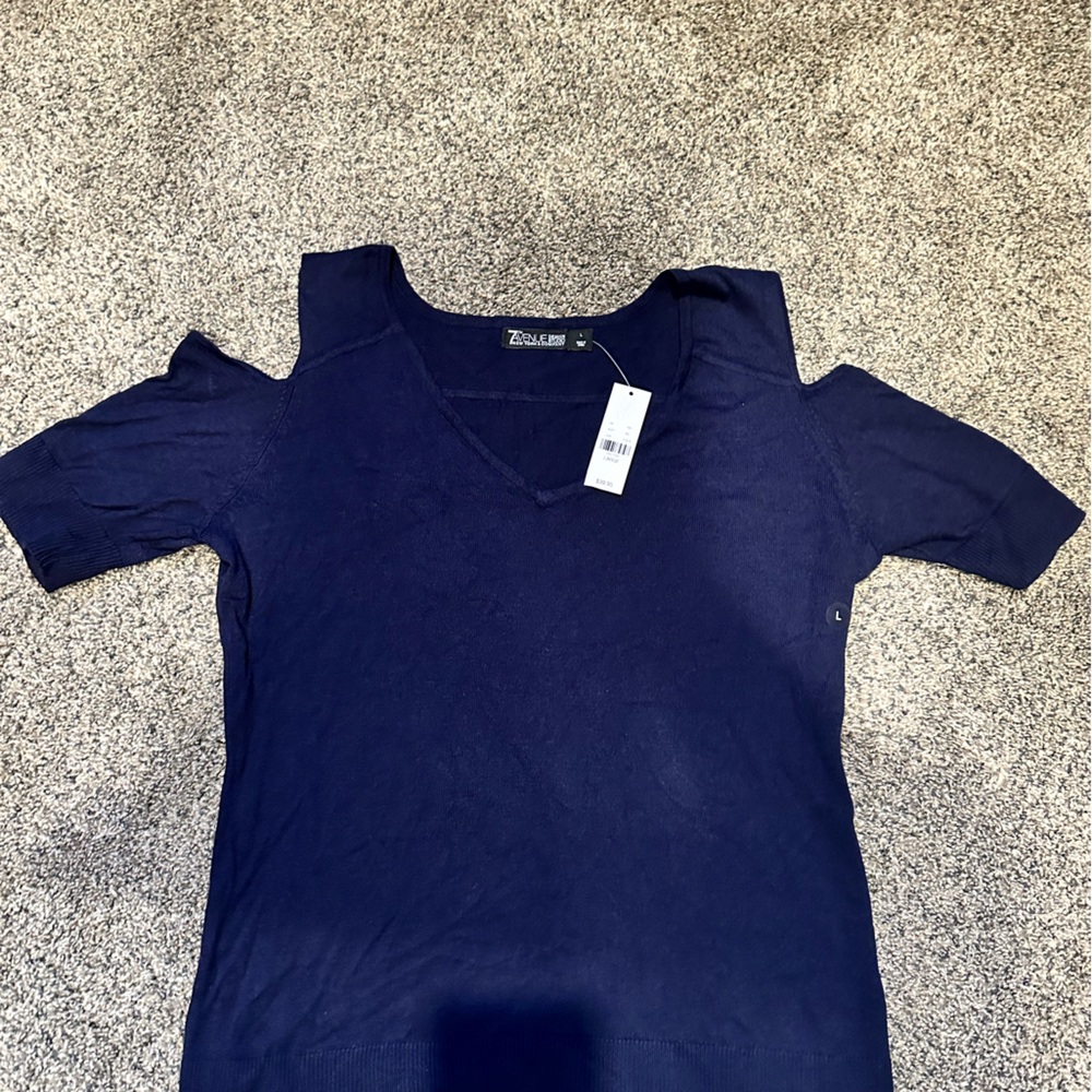New York and Company size large off shoulder blouse